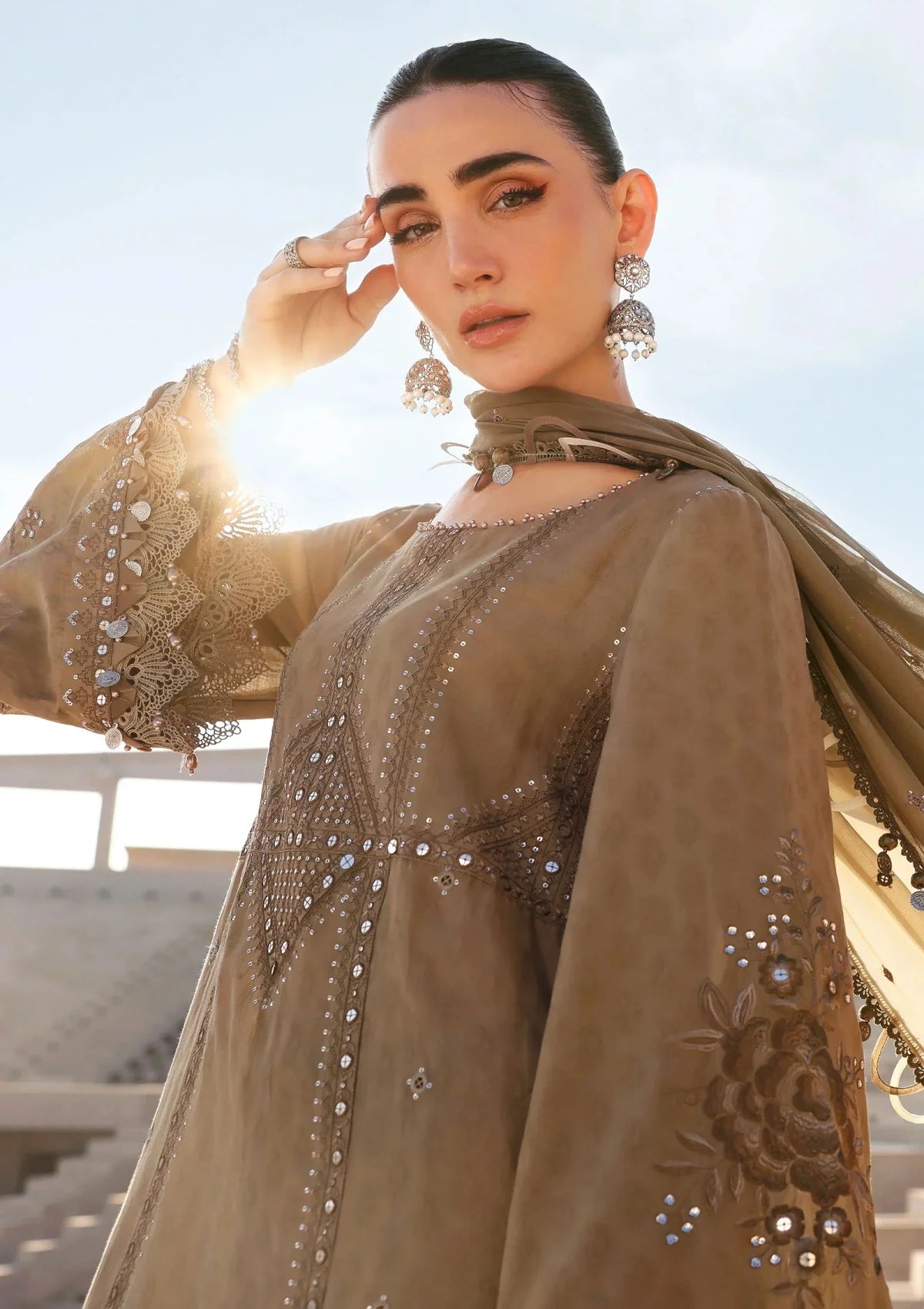 Maia.B - 3PC Luxury Lawn Embroidered Suit  Cod-712