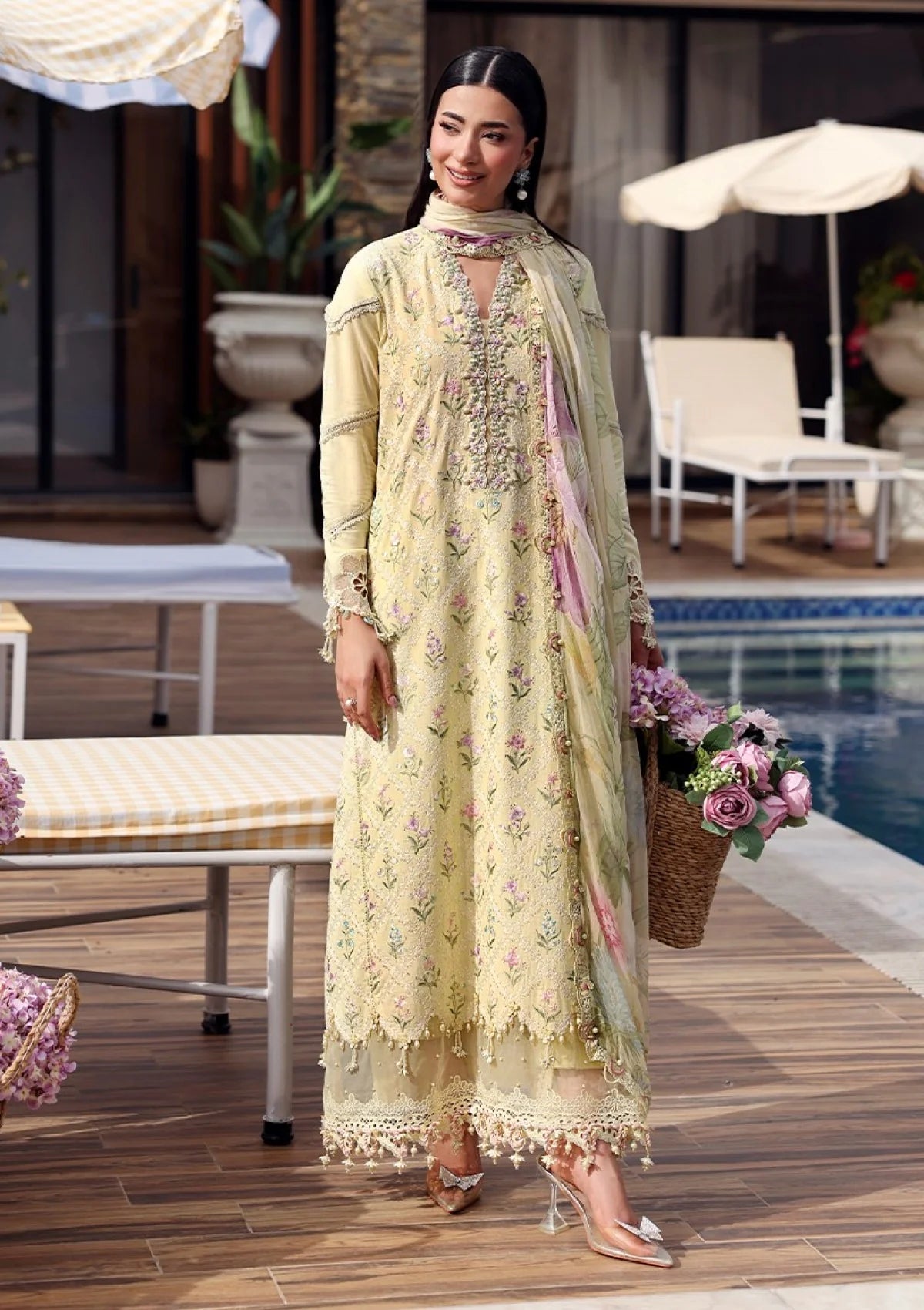 MARIA.B - 3PC Luxury Lawn Embroidered Suit