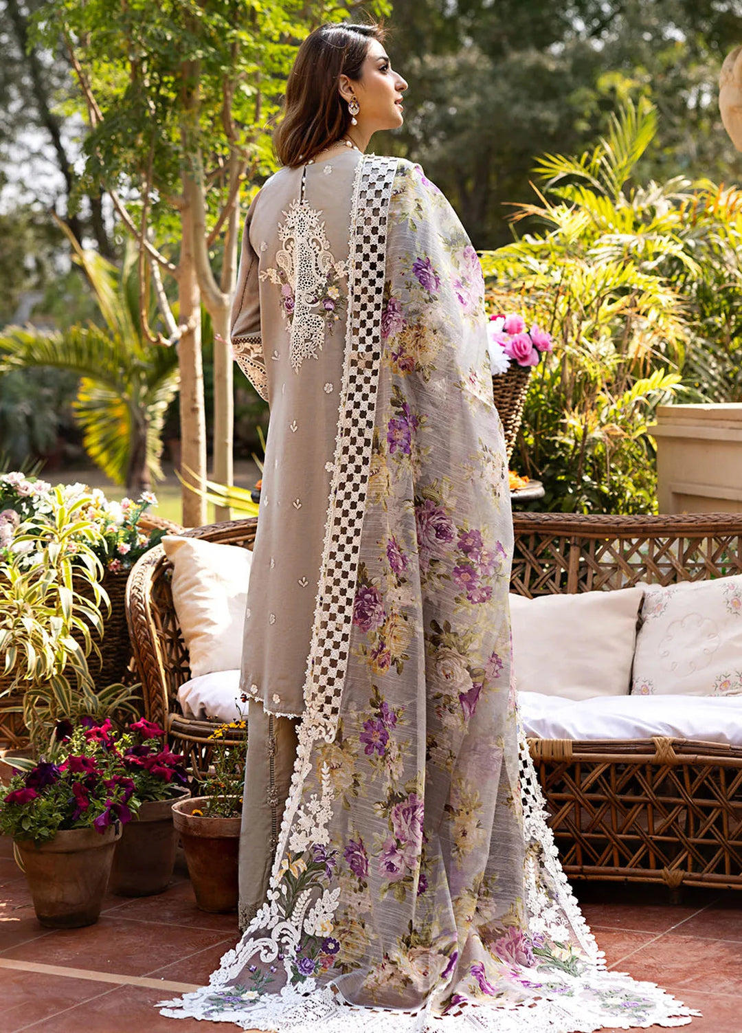 Elaf Embroidered Lawn Suit Unstitched 3 Piece Cod-806